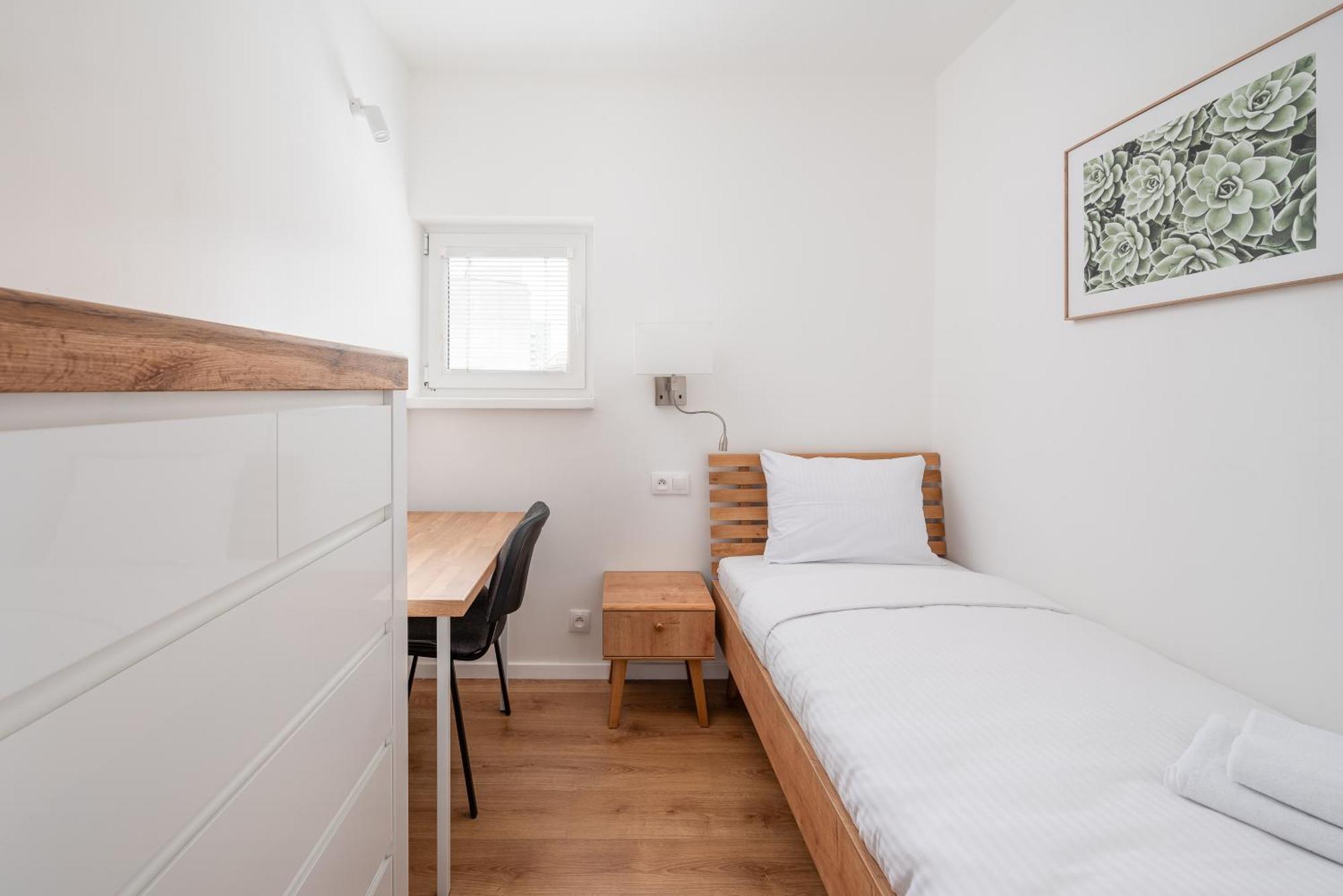Krasinski Garden Comfort Apartment 바르샤바 외부 사진