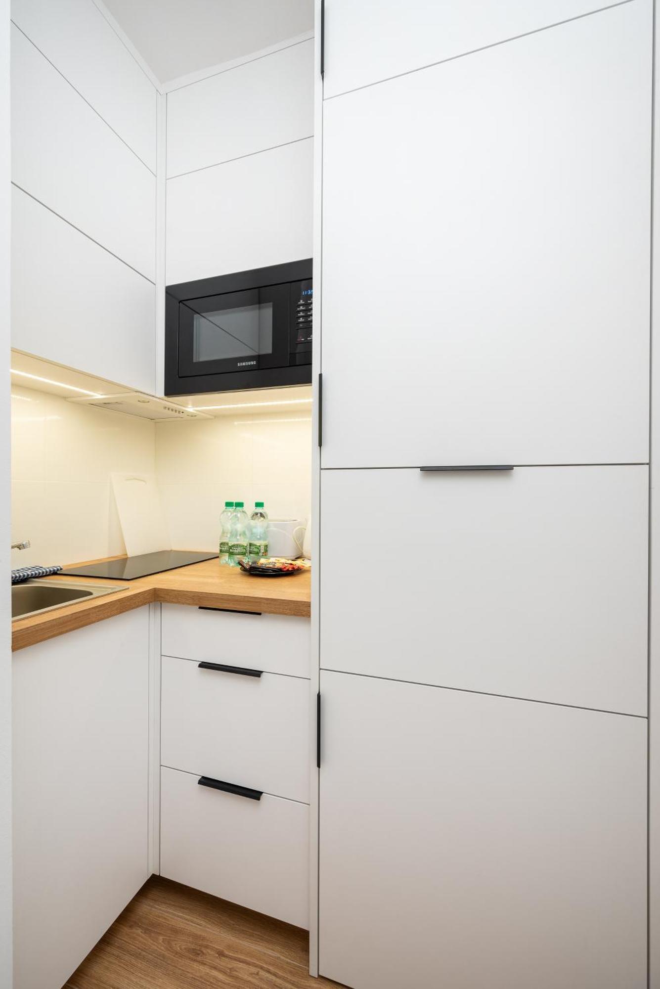Krasinski Garden Comfort Apartment 바르샤바 외부 사진